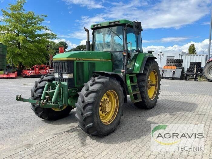 John Deere 7700 Tractors