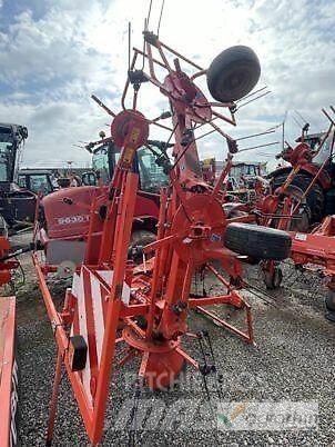 Kuhn GF6502 Rakes and tedders