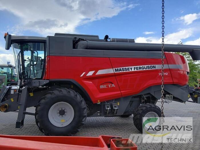 Massey Ferguson MF7370 Combine harvesters