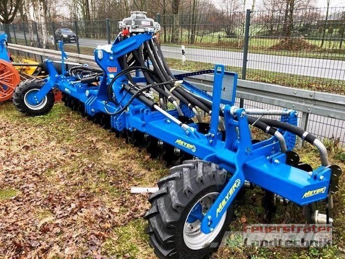 Meyer MIXI 6000 Harrows