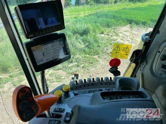New Holland CR 9070 Combine harvesters