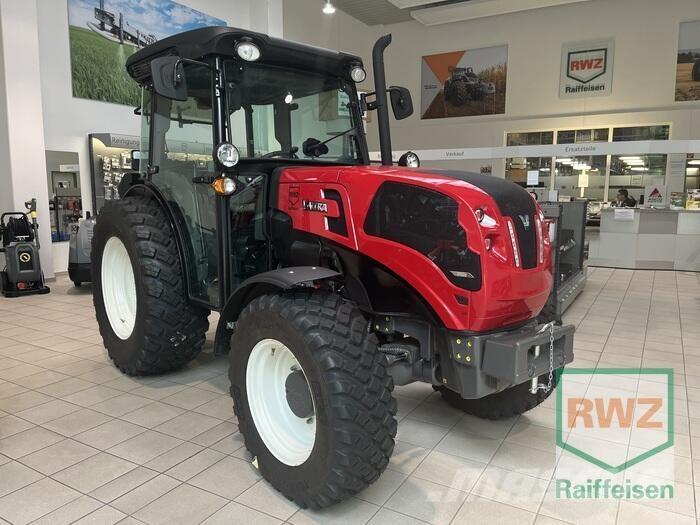 Valtra F105S 2D3 Tractors