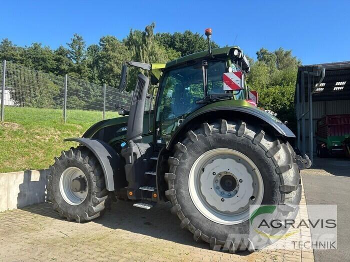 Valtra Q 285 1A9 Tractors