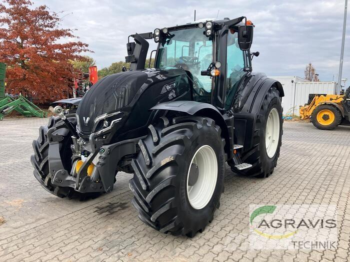 Valtra T 235 D Tractors