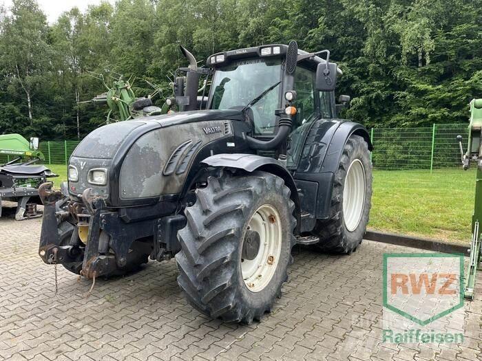 Valtra T202D Tractors