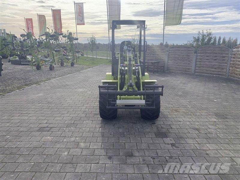 Fliegl 2527 Skid steer loaders