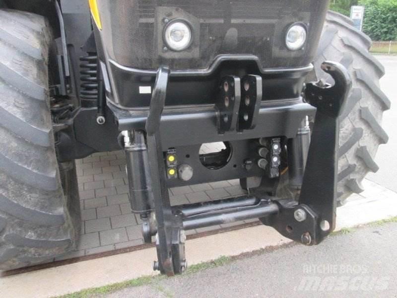 JCB 8330 Tractors
