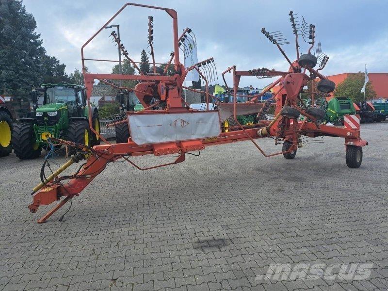 Kuhn GA 7302 Windrowers