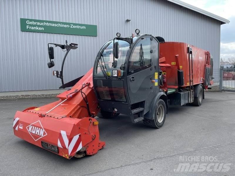 Kuhn SPW 19 Mixer feeders