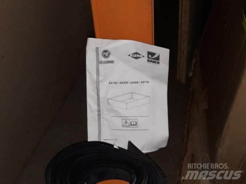 Rauch Axeo Manure spreaders