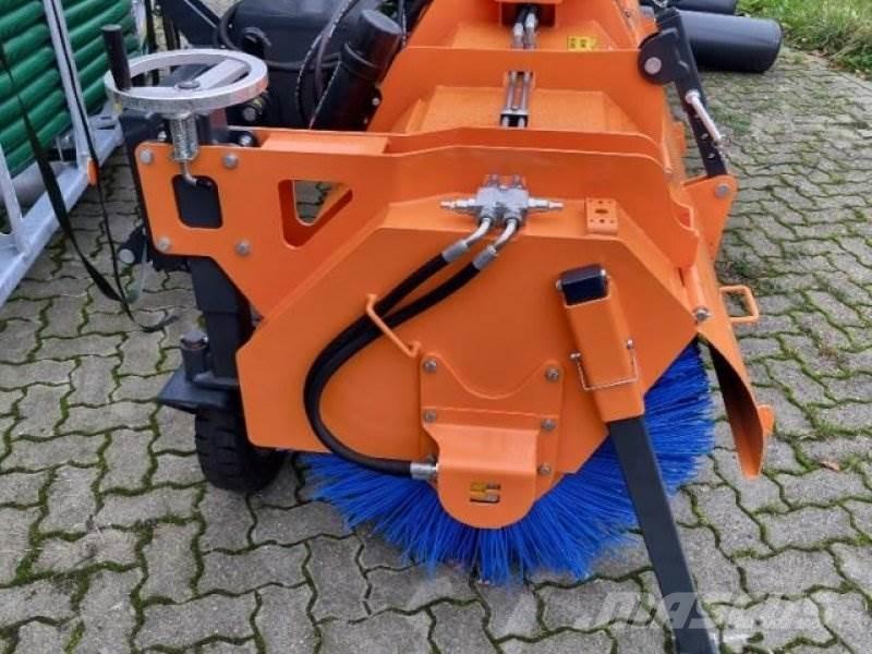 Saphir SKM 28 Sweepers