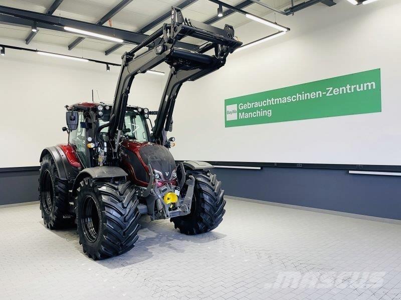 Valtra N175D Tractors