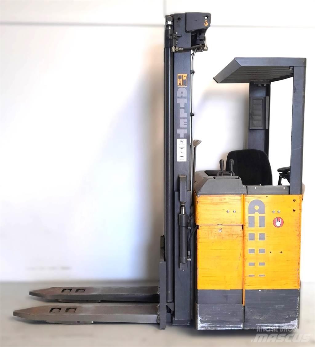Atlet XSN160 Self propelled stackers