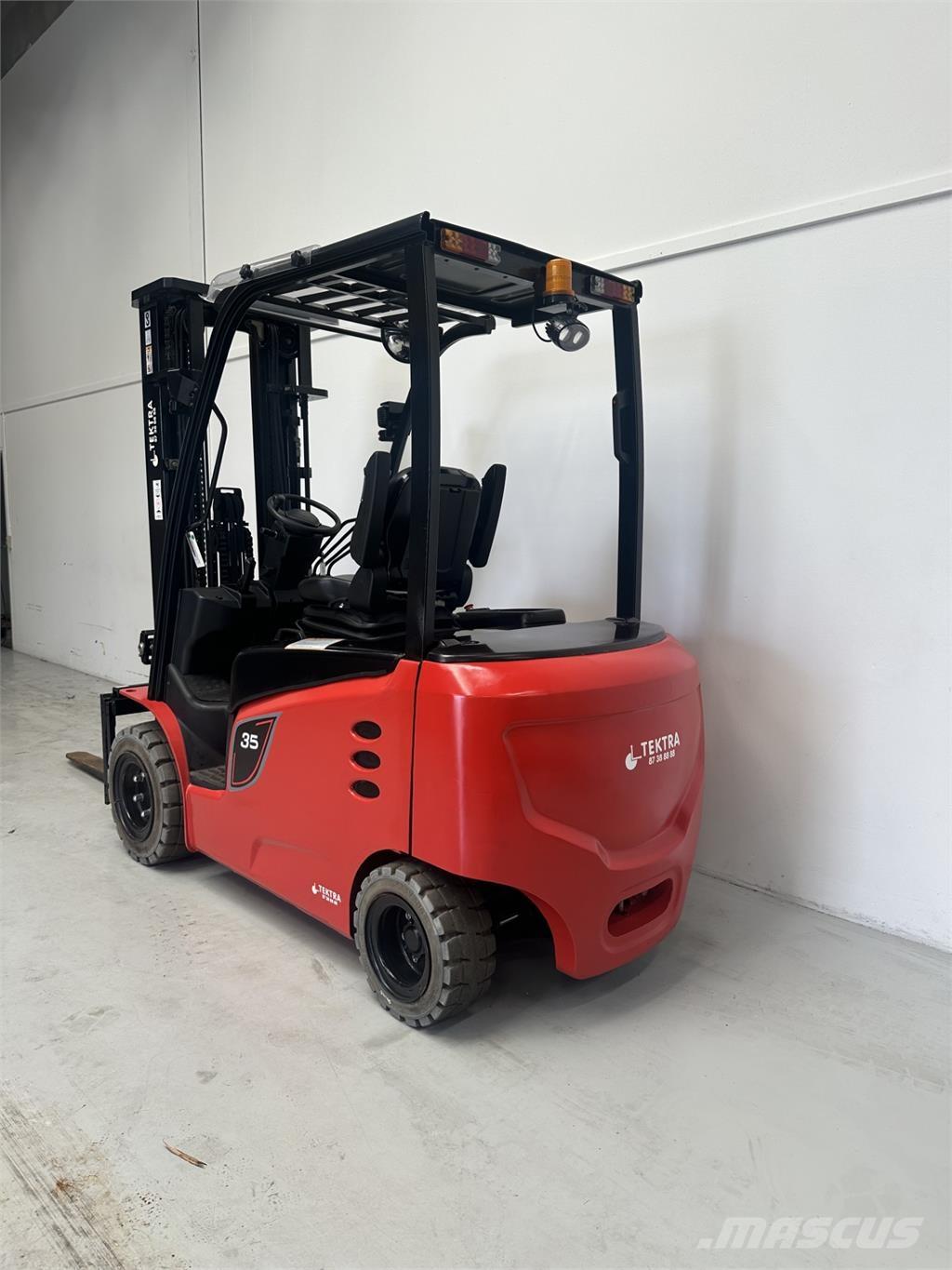 Tektra CPD35-XC4 Electric forklift trucks