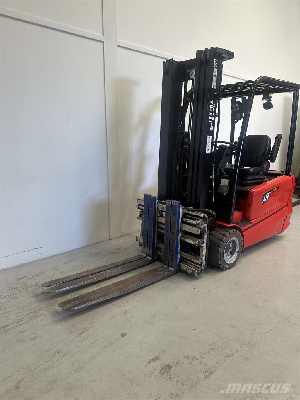 Tektra CPDS20-AC6 Electric forklift trucks