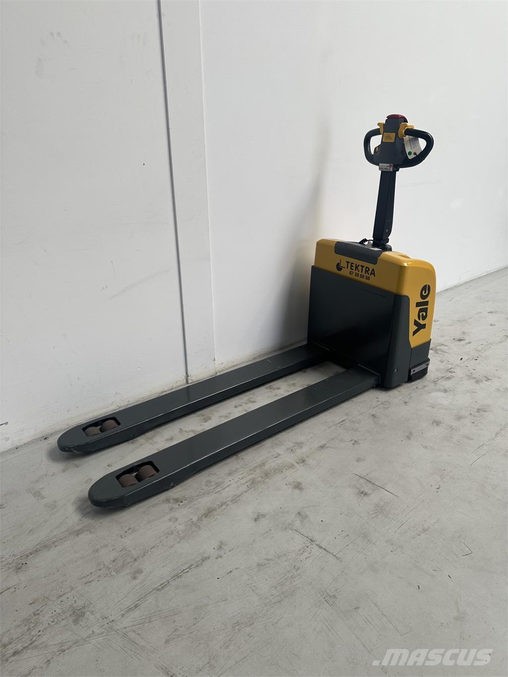 Yale MPC14 - 550 Low lifter