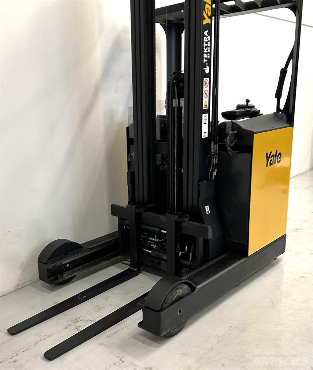 Yale MR16 Reach trucks
