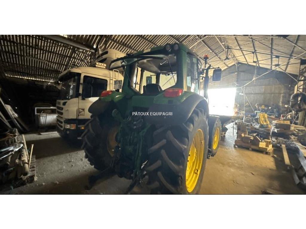John Deere 6520 Tractors