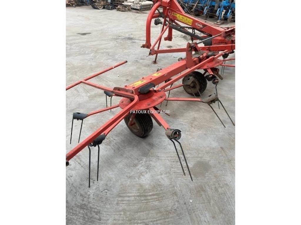Kuhn GF5202 Rakes and tedders