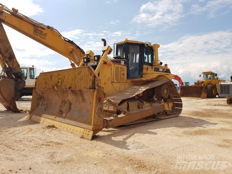 CAT D6R Crawler excavators