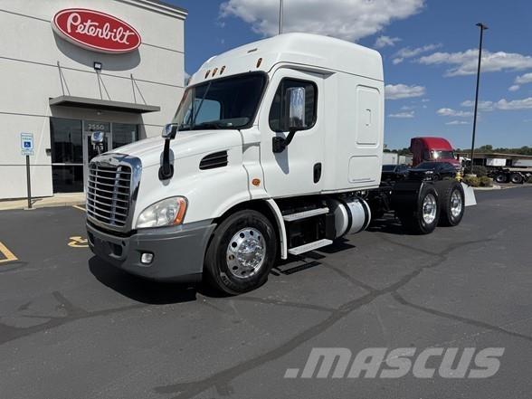 Freightliner CASCADIA 116 Tractor Units
