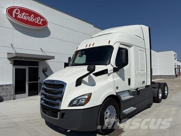 Freightliner CASCADIA 116 Tractor Units