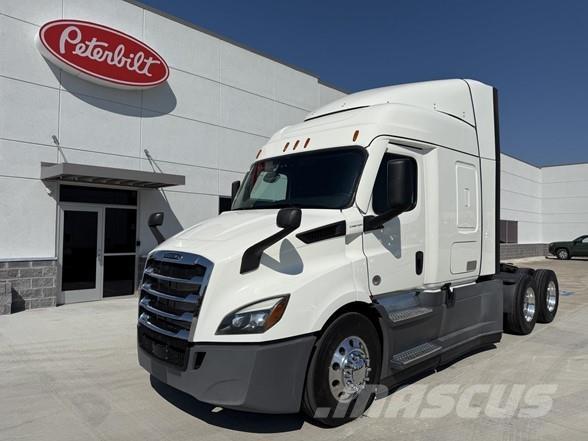 Freightliner CASCADIA 116 Tractor Units