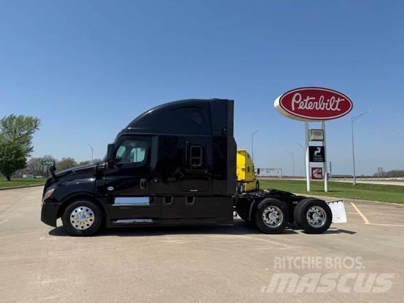 Freightliner CASCADIA 126 Tractor Units
