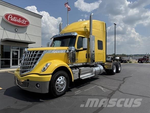International LONESTAR Tractor Units