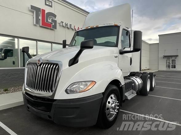 International LT Tractor Units