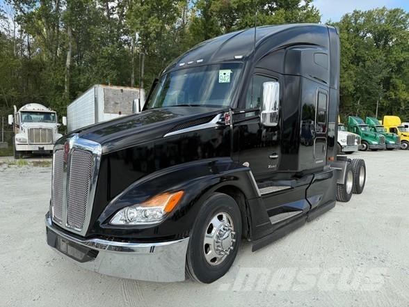 Kenworth T680 Tractor Units