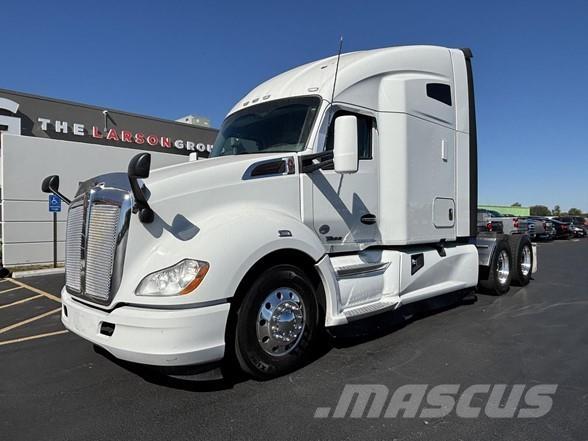 Kenworth T680 Tractor Units