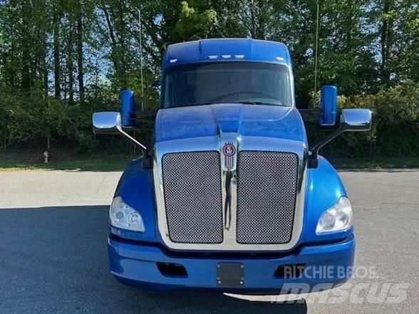 Kenworth T680 Tractor Units