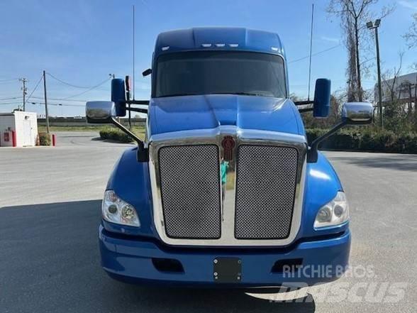 Kenworth T680 Tractor Units