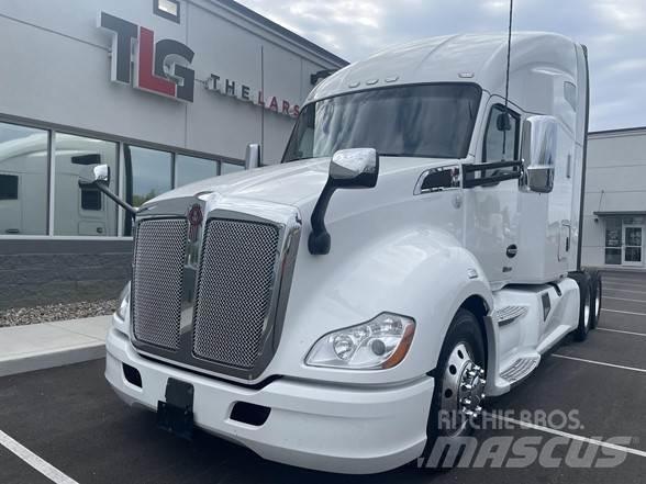 Kenworth T680 Tractor Units