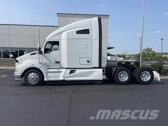 Kenworth T680 Tractor Units