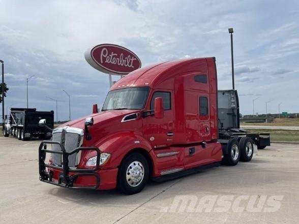 Kenworth T680 Tractor Units