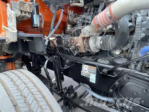 Kenworth T880 Tractor Units