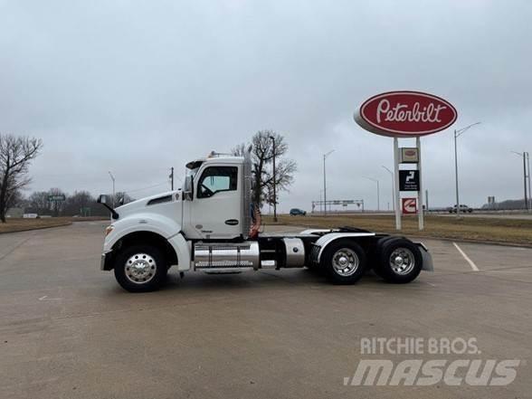 Kenworth T880 Tractor Units