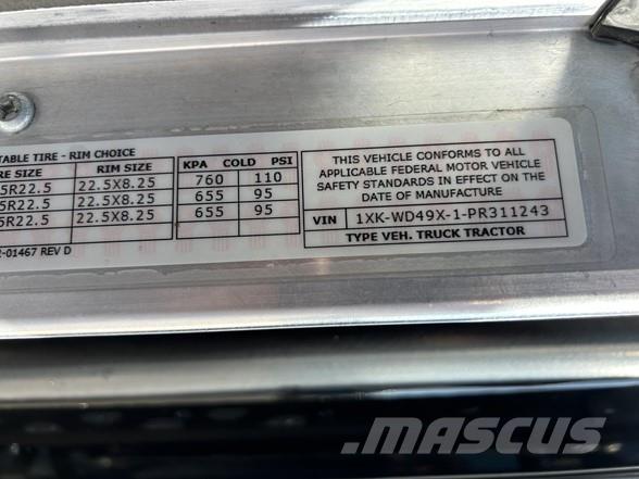 Kenworth W900 Tractor Units