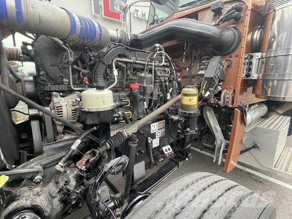 Peterbilt 389 Tractor Units