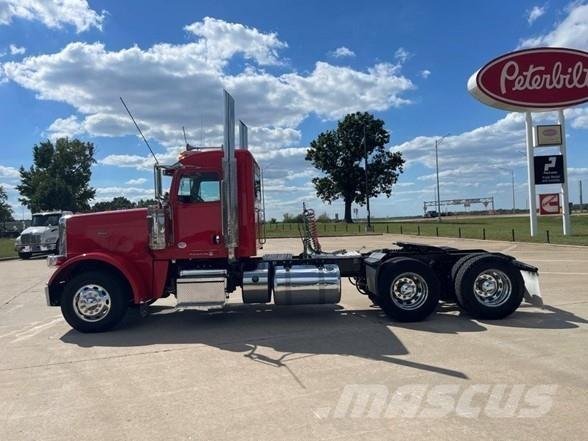 Peterbilt 389 Tractor Units
