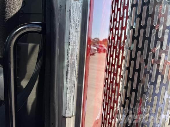 Peterbilt 389 Tractor Units