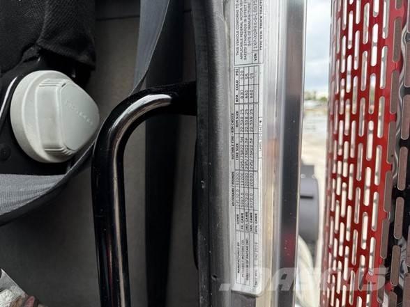 Peterbilt 389 Tractor Units