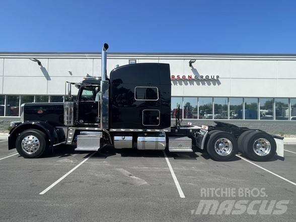 Peterbilt 389 Tractor Units