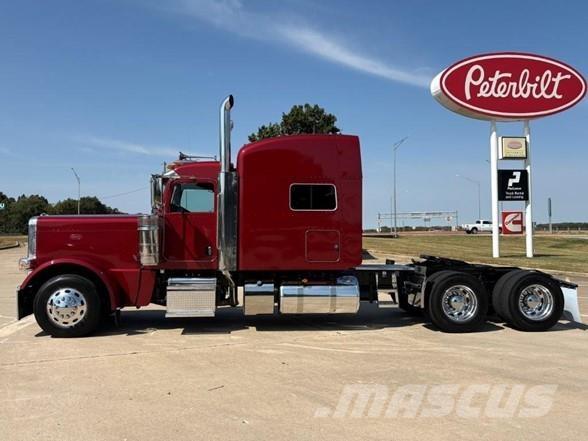 Peterbilt 389 Tractor Units