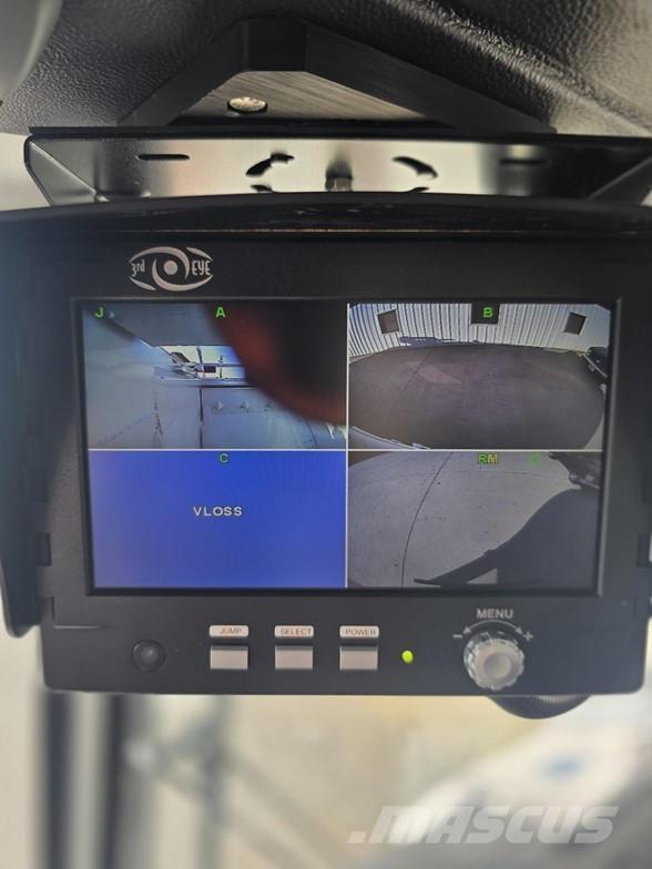 Peterbilt 520 Waste trucks