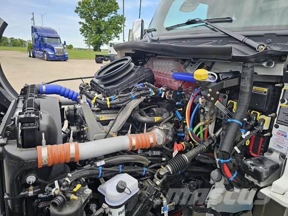 Peterbilt 548 Waste trucks