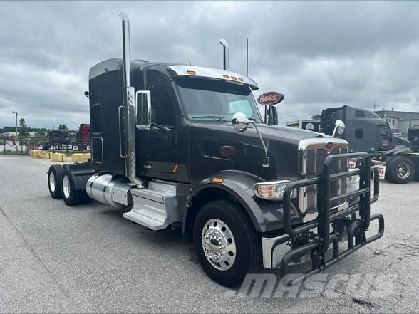 Peterbilt 567 Tractor Units