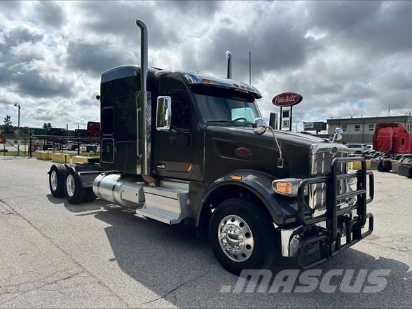 Peterbilt 567 Tractor Units